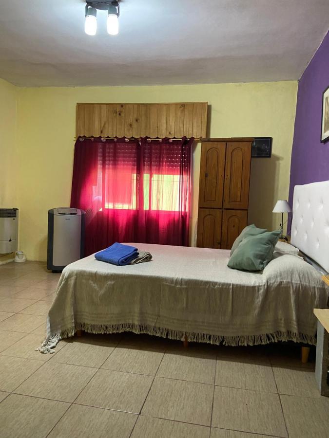 Luis'S House Ezeiza Airport Hotel Monte Grande Buitenkant foto